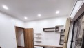 Nhà ngõ 21 Hoàng Quốc Việt 57m2 x 5T mtien 4.2m 8.3 tỷ , oto vào nhà, văn phòng, nhà mới